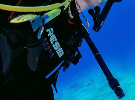 CRESSI GEAR GUIDE BUOYANCY COMPENSATORS (BCDS)
